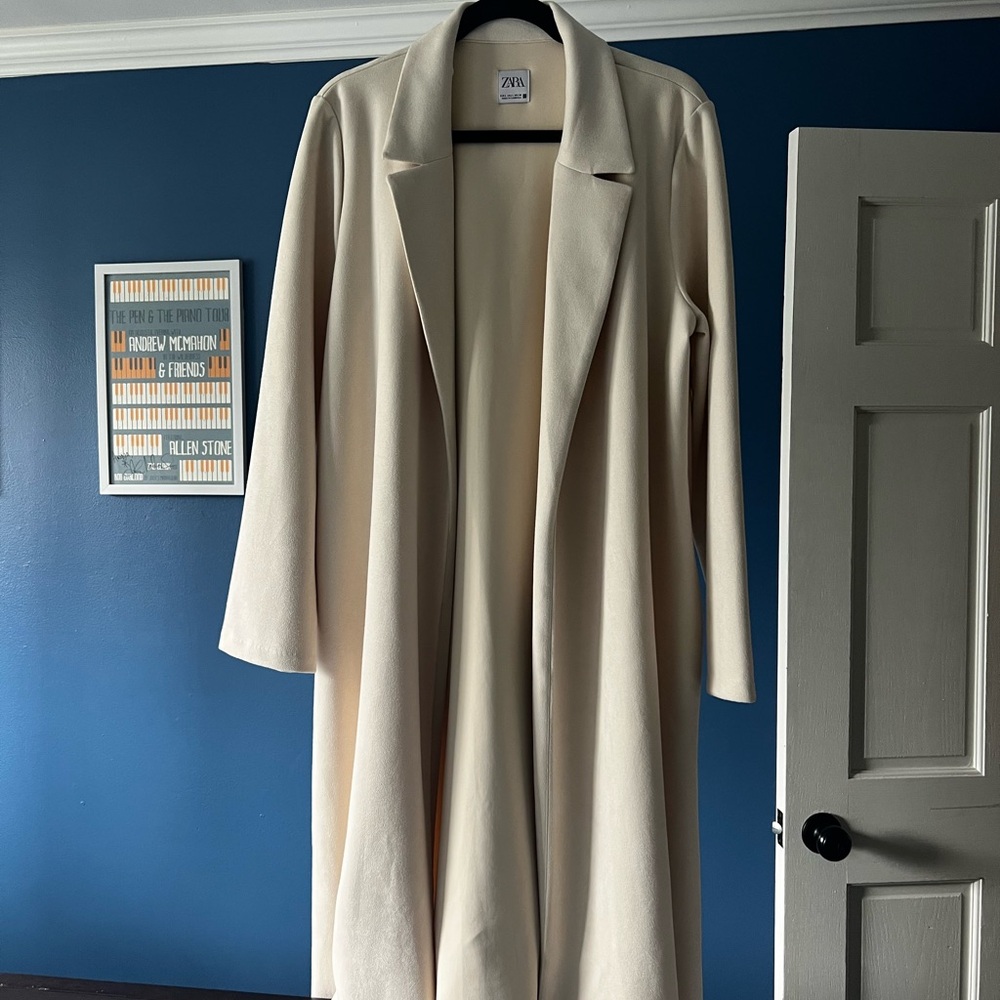 Zara Off-White Elegant Overcoat